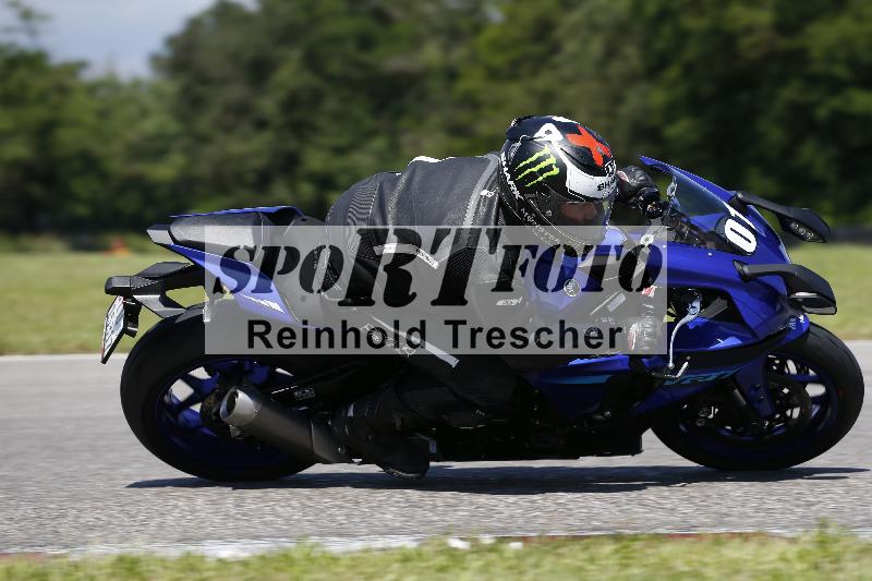 /Archiv-2024/29 12.06.2024 MOTO.CH Track Day ADR/Gruppe gelb/01